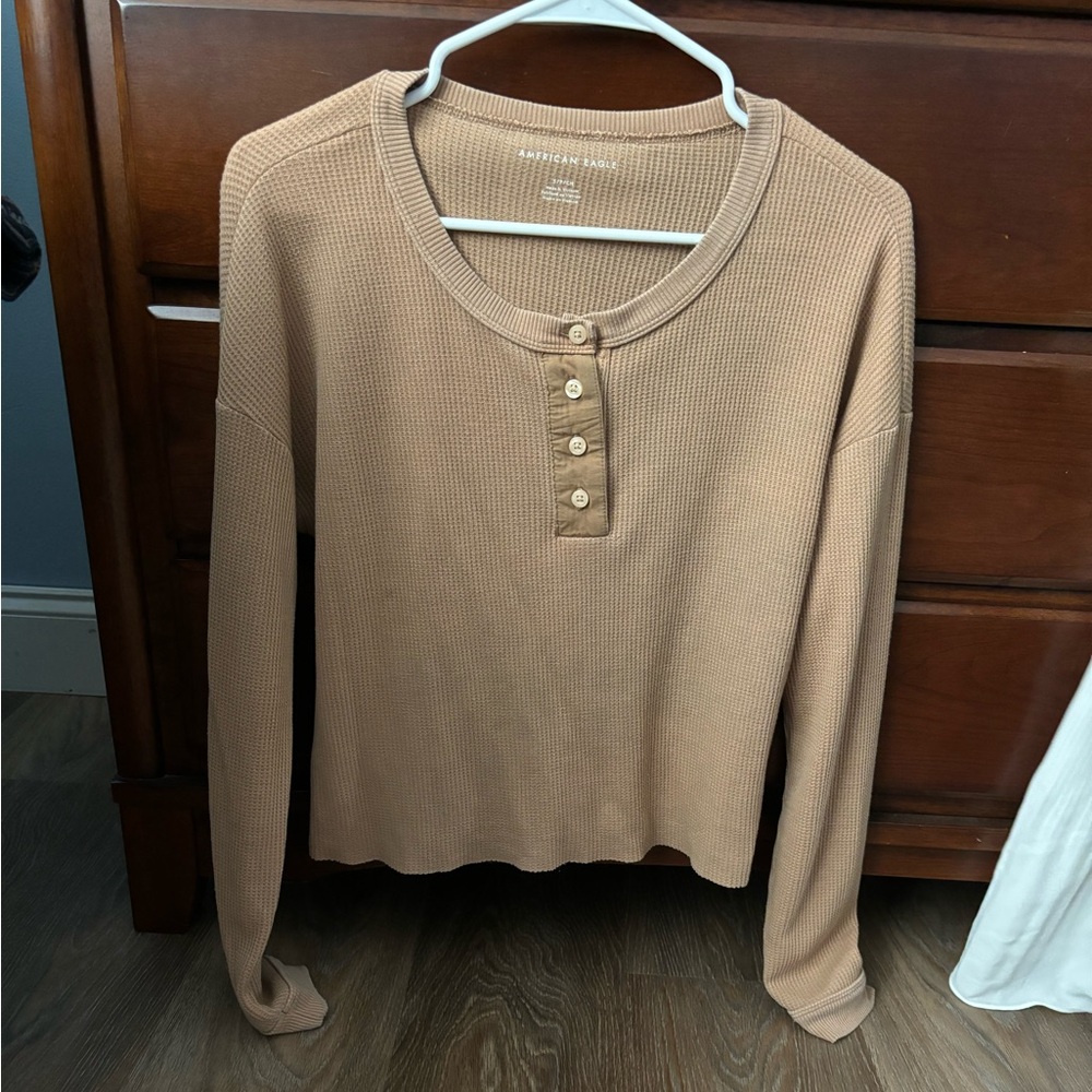 AMERICAN EAGLE cropped long-sleeve